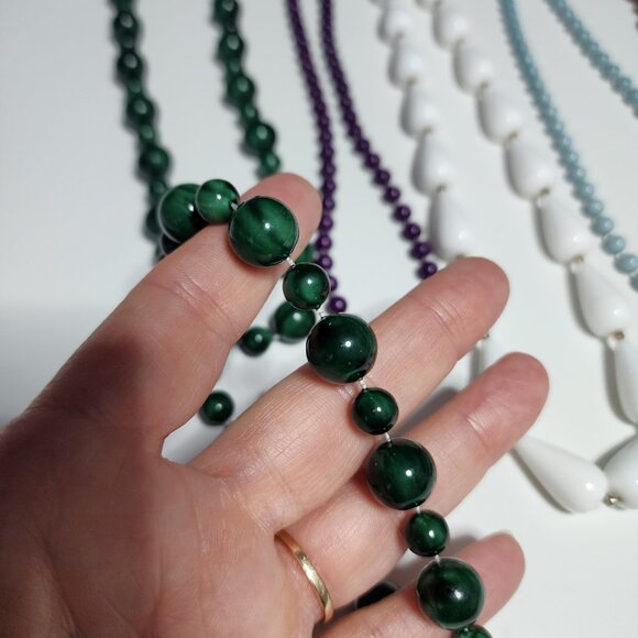 Vintage bead necklace bundle - Picture 3 of 6